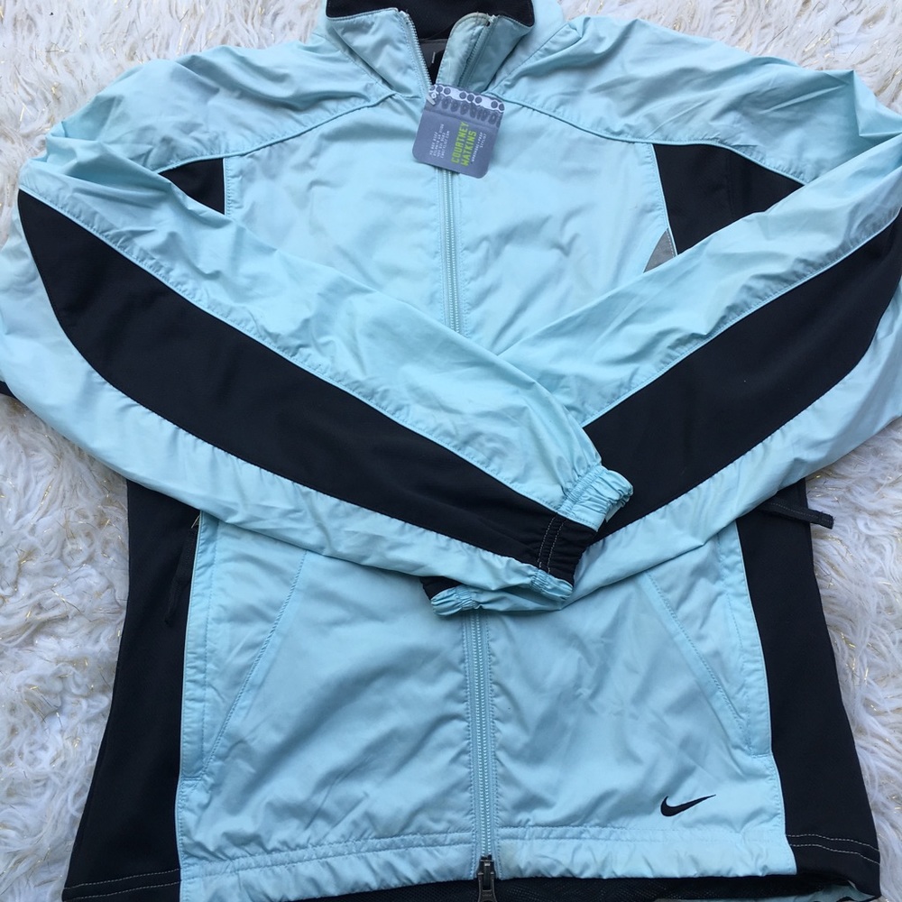 Nike windbreaker